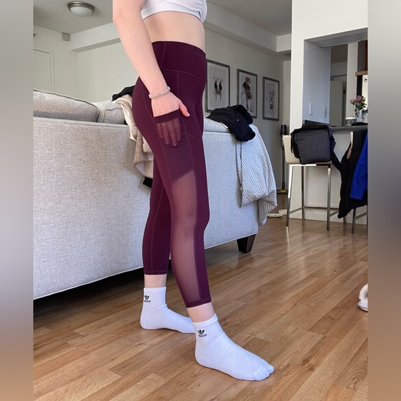 Fabletics PowerHold leggings - Picture 2 of 4